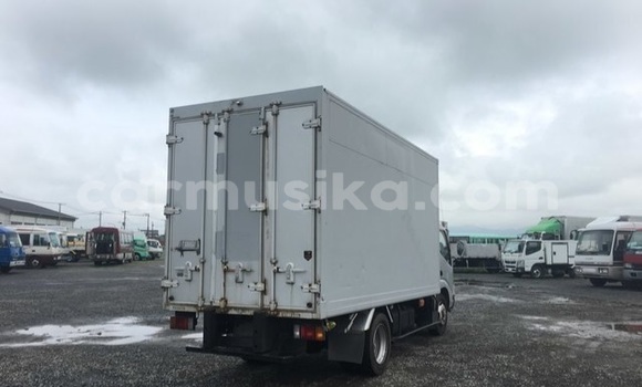 Acheter Occasion Utilitaire Toyota Dyna Autre à Beitbridge, Matabeleland South Acheter Occasion Utilitaire Toyota Dyna Autre à Beitbridge, Matabeleland South