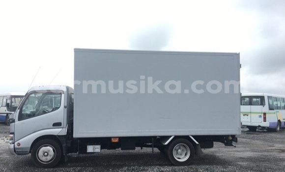 Acheter Occasion Utilitaire Toyota Dyna Autre à Beitbridge, Matabeleland South Acheter Occasion Utilitaire Toyota Dyna Autre à Beitbridge, Matabeleland South