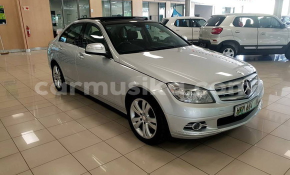 Buy Used Mercedes‒Benz C-klasse Silver Car in Beitbridge in Matabeleland South Buy Used Mercedes‒Benz C-klasse Silver Car in Beitbridge in Matabeleland South