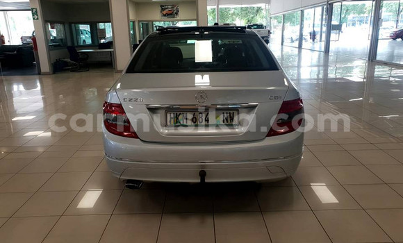 Buy Used Mercedes‒Benz C-klasse Silver Car in Beitbridge in Matabeleland South Buy Used Mercedes‒Benz C-klasse Silver Car in Beitbridge in Matabeleland South