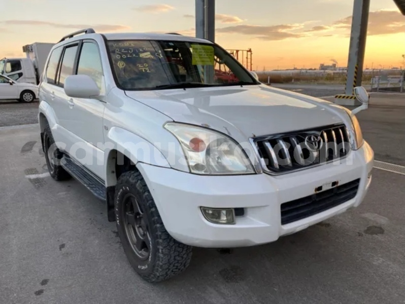 Big with watermark toyota prado matabeleland south beitbridge 26466