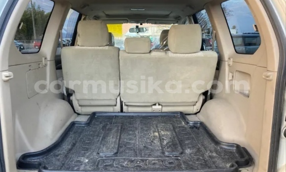 Acheter Occasion Voiture Toyota Prado Blanc à Beitbridge, Matabeleland South Acheter Occasion Voiture Toyota Prado Blanc à Beitbridge, Matabeleland South