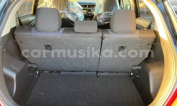 Acheter Occasion Voiture Toyota Vitz Noir à Beitbridge, Matabeleland South Acheter Occasion Voiture Toyota Vitz Noir à Beitbridge, Matabeleland South