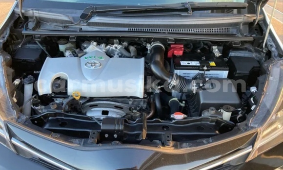 Acheter Occasion Voiture Toyota Vitz Noir à Beitbridge, Matabeleland South Acheter Occasion Voiture Toyota Vitz Noir à Beitbridge, Matabeleland South