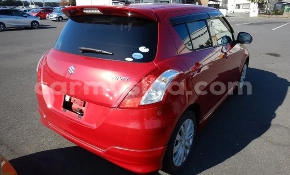 Acheter Occasion Voiture Suzuki Swift Rouge à Beitbridge, Matabeleland South Acheter Occasion Voiture Suzuki Swift Rouge à Beitbridge, Matabeleland South