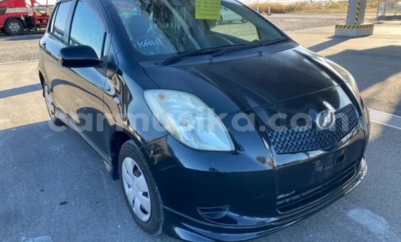 Acheter Occasion Voiture Toyota Vitz Noir à Beitbridge, Matabeleland South