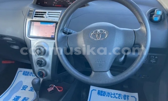 Acheter Occasion Voiture Toyota Vitz Noir à Beitbridge, Matabeleland South Acheter Occasion Voiture Toyota Vitz Noir à Beitbridge, Matabeleland South