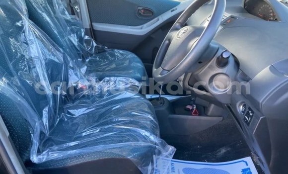 Acheter Occasion Voiture Toyota Vitz Noir à Beitbridge, Matabeleland South Acheter Occasion Voiture Toyota Vitz Noir à Beitbridge, Matabeleland South