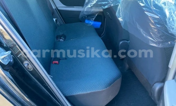 Acheter Occasion Voiture Toyota Vitz Noir à Beitbridge, Matabeleland South Acheter Occasion Voiture Toyota Vitz Noir à Beitbridge, Matabeleland South