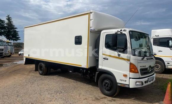 Acheter Occasion Utilitaire Hino 300 Series Autre à Bulawayo, Bulawayo Acheter Occasion Utilitaire Hino 300 Series Autre à Bulawayo, Bulawayo