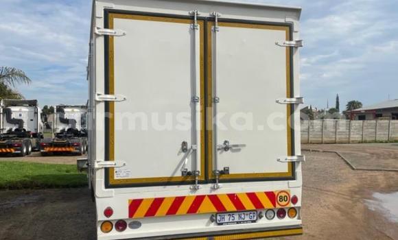 Acheter Occasion Utilitaire Hino 300 Series Autre à Bulawayo, Bulawayo Acheter Occasion Utilitaire Hino 300 Series Autre à Bulawayo, Bulawayo