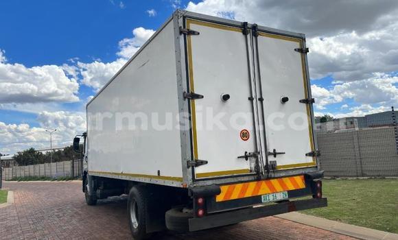 Acheter Occasion Utilitaire Volkswagen TRUCK Blanc à Beitbridge, Matabeleland South Acheter Occasion Utilitaire Volkswagen TRUCK Blanc à Beitbridge, Matabeleland South