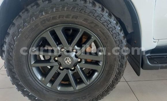 Tenga Tsaru Toyota Fortuner Chena Mota in Beitbridge in Matabeleland South Tenga Tsaru Toyota Fortuner Chena Mota in Beitbridge in Matabeleland South