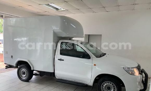 Nunua Ilio tumika Toyota Hilux Nyeupe Gari ndani ya Beitbridge nchini Matabeleland Kusini Nunua Ilio tumika Toyota Hilux Nyeupe Gari ndani ya Beitbridge nchini Matabeleland Kusini