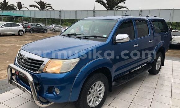 Nunua Ilio tumika Toyota Hilux Bluu Gari ndani ya Beitbridge nchini Matabeleland Kusini Nunua Ilio tumika Toyota Hilux Bluu Gari ndani ya Beitbridge nchini Matabeleland Kusini