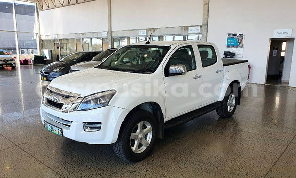 Nunua Ilio tumika Isuzu D–MAX Nyeupe Gari ndani ya Beitbridge nchini Matabeleland Kusini