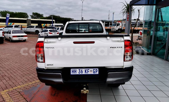 Acheter Occasion Voiture Toyota Hilux Blanc à Beitbridge, Matabeleland South