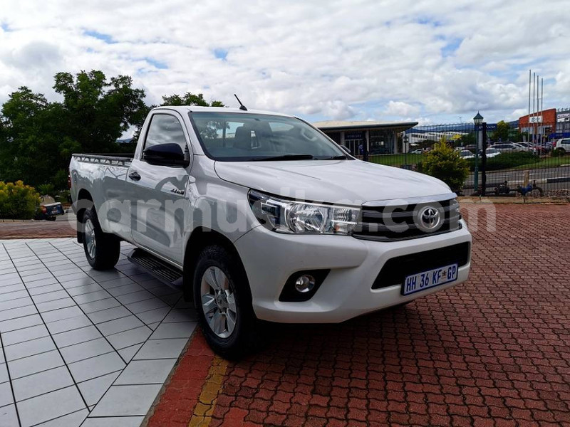 Big with watermark toyota hilux matabeleland south beitbridge 26523