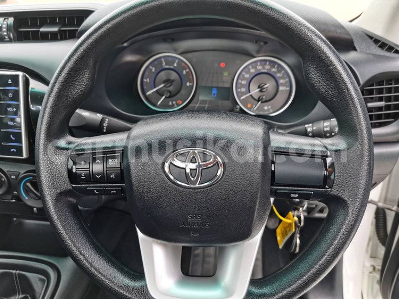 Big with watermark toyota hilux matabeleland south beitbridge 26523