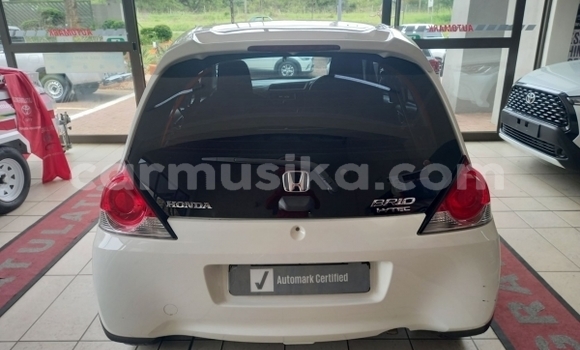 Acheter Occasion Voiture Honda Brio Blanc à Beitbridge, Matabeleland South Acheter Occasion Voiture Honda Brio Blanc à Beitbridge, Matabeleland South