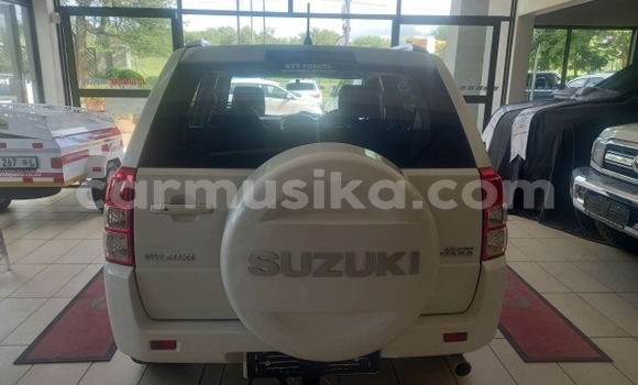 Buy Used Suzuki Vitara White Car in Beitbridge in Matabeleland South Buy Used Suzuki Vitara White Car in Beitbridge in Matabeleland South