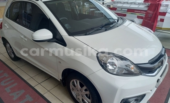 Buy Used Suzuki Vitara White Car in Beitbridge in Matabeleland South Buy Used Suzuki Vitara White Car in Beitbridge in Matabeleland South