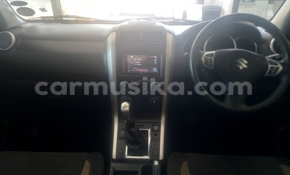 Buy Used Suzuki Vitara White Car in Beitbridge in Matabeleland South Buy Used Suzuki Vitara White Car in Beitbridge in Matabeleland South