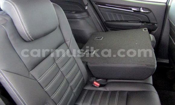 Buy Used Isuzu MU-X Silver Car in Beitbridge in Matabeleland South Buy Used Isuzu MU-X Silver Car in Beitbridge in Matabeleland South