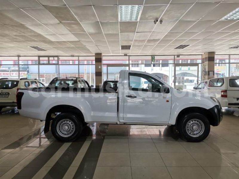 Big with watermark isuzu kb matabeleland south beitbridge 26536