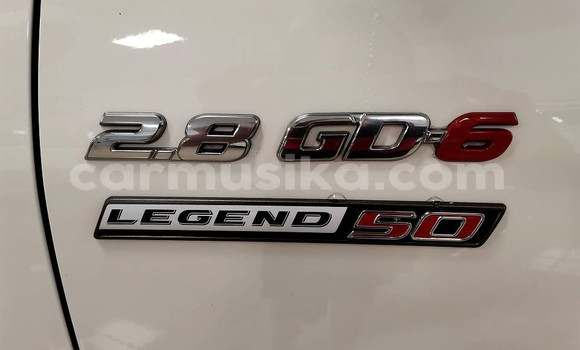 Buy Used Toyota Hilux White Car in Beitbridge in Matabeleland South Buy Used Toyota Hilux White Car in Beitbridge in Matabeleland South