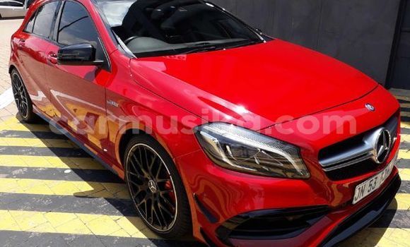 Nunua Ilio tumika Mercedes‒Benz A-klasse AMG Nyekundu Gari ndani ya Beitbridge nchini Matabeleland Kusini Nunua Ilio tumika Mercedes‒Benz A-klasse AMG Nyekundu Gari ndani ya Beitbridge nchini Matabeleland Kusini