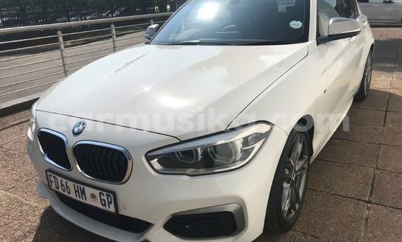 Nunua Ilio tumika BMW 1-Series Nyeupe Gari ndani ya Beitbridge nchini Matabeleland Kusini