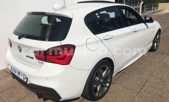 Nunua Ilio tumika BMW 1-Series Nyeupe Gari ndani ya Beitbridge nchini Matabeleland Kusini Nunua Ilio tumika BMW 1-Series Nyeupe Gari ndani ya Beitbridge nchini Matabeleland Kusini