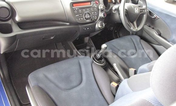 Nunua Ilio tumika Honda Jazz Bluu Gari ndani ya Beitbridge nchini Matabeleland Kusini Nunua Ilio tumika Honda Jazz Bluu Gari ndani ya Beitbridge nchini Matabeleland Kusini