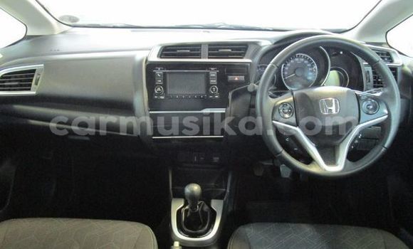 Buy Used Honda Fit Silver Car in Beitbridge in Matabeleland South Buy Used Honda Fit Silver Car in Beitbridge in Matabeleland South