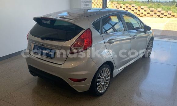 Buy Used Ford Fiesta Silver Car in Beitbridge in Matabeleland South Buy Used Ford Fiesta Silver Car in Beitbridge in Matabeleland South