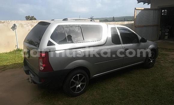 Acheter Occasion Voiture Nissan NV200 Gris à Beitbridge, Matabeleland South Acheter Occasion Voiture Nissan NV200 Gris à Beitbridge, Matabeleland South