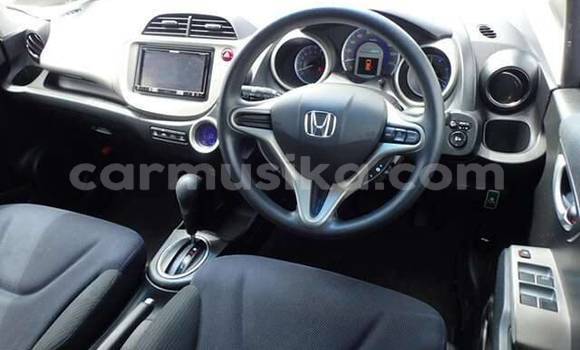 Buy Used Honda Fit Blue Car in Beitbridge in Matabeleland South Buy Used Honda Fit Blue Car in Beitbridge in Matabeleland South
