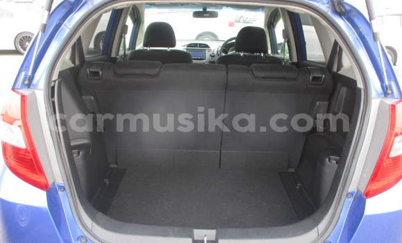 Acheter Occasion Voiture Honda Fit Bleu à Beitbridge, Matabeleland South Acheter Occasion Voiture Honda Fit Bleu à Beitbridge, Matabeleland South