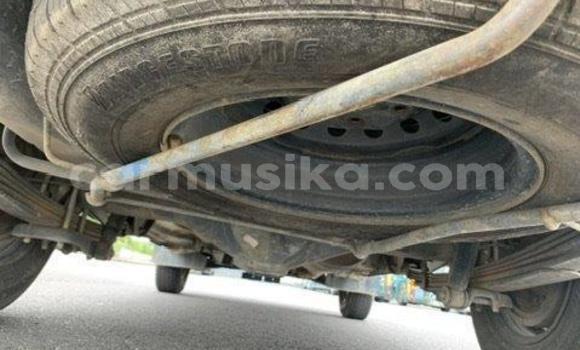 Acheter Occasion Voiture Toyota Hiace Blanc à Beitbridge, Matabeleland South Acheter Occasion Voiture Toyota Hiace Blanc à Beitbridge, Matabeleland South