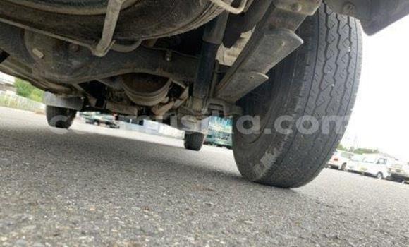 Acheter Occasion Voiture Toyota Hiace Blanc à Beitbridge, Matabeleland South Acheter Occasion Voiture Toyota Hiace Blanc à Beitbridge, Matabeleland South