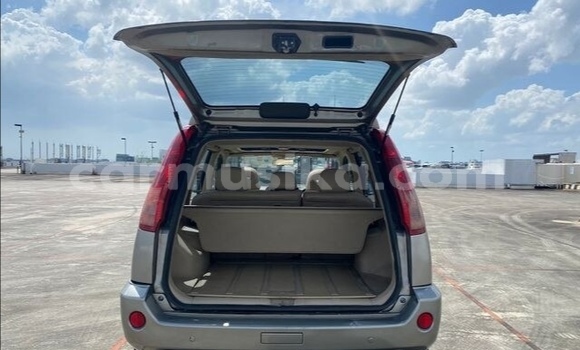 Acheter Occasion Voiture Nissan X–Trail Gris à Beitbridge, Matabeleland South Acheter Occasion Voiture Nissan X–Trail Gris à Beitbridge, Matabeleland South