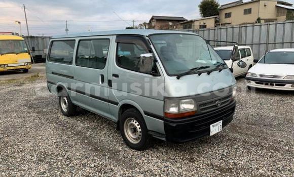 Acheter Occasion Voiture Toyota Hiace Gris à Beitbridge, Matabeleland South Acheter Occasion Voiture Toyota Hiace Gris à Beitbridge, Matabeleland South