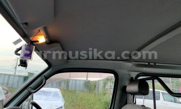 Acheter Occasion Voiture Toyota Hiace Gris à Beitbridge, Matabeleland South Acheter Occasion Voiture Toyota Hiace Gris à Beitbridge, Matabeleland South