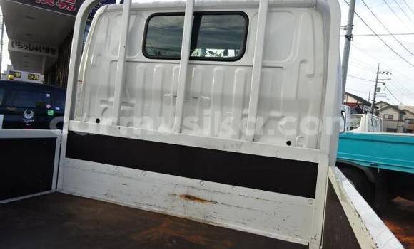 Acheter Occasion Utilitaire Toyota Dyna Blanc à Beitbridge, Matabeleland South Acheter Occasion Utilitaire Toyota Dyna Blanc à Beitbridge, Matabeleland South