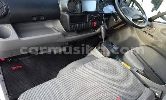 Acheter Occasion Utilitaire Toyota Dyna Blanc à Beitbridge, Matabeleland South Acheter Occasion Utilitaire Toyota Dyna Blanc à Beitbridge, Matabeleland South