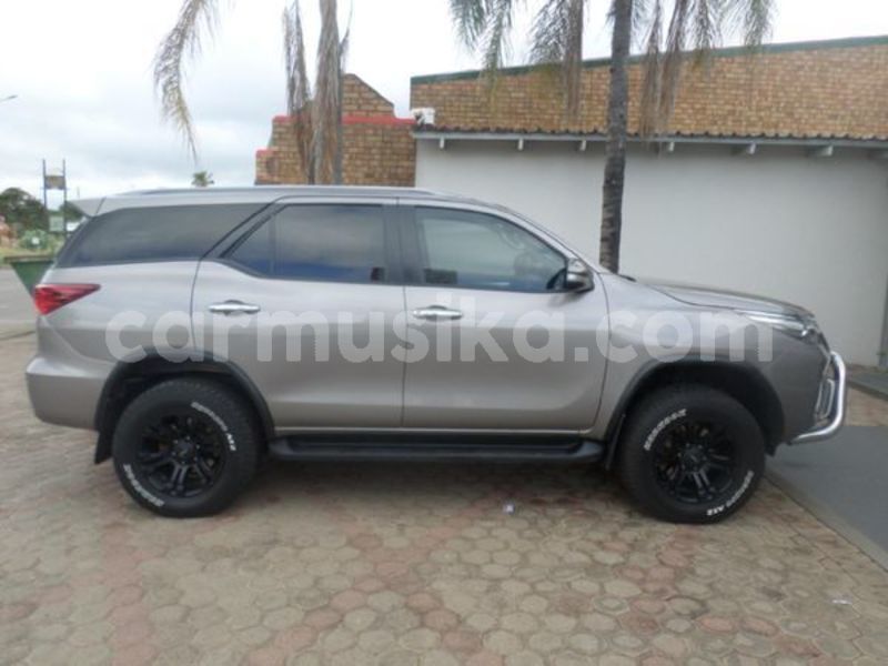 Big with watermark toyota fortuner matabeleland south beitbridge 26578