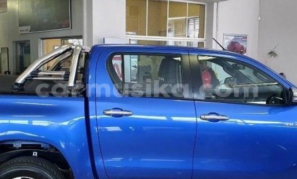 Nunua Ilio tumika Toyota Hilux Bluu Gari ndani ya Beitbridge nchini Matabeleland Kusini