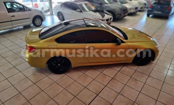 Nunua Ilio tumika BMW M4 Brown Gari ndani ya Beitbridge nchini Matabeleland Kusini Nunua Ilio tumika BMW M4 Brown Gari ndani ya Beitbridge nchini Matabeleland Kusini
