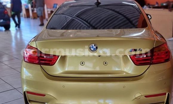Nunua Ilio tumika BMW M4 Brown Gari ndani ya Beitbridge nchini Matabeleland Kusini Nunua Ilio tumika BMW M4 Brown Gari ndani ya Beitbridge nchini Matabeleland Kusini